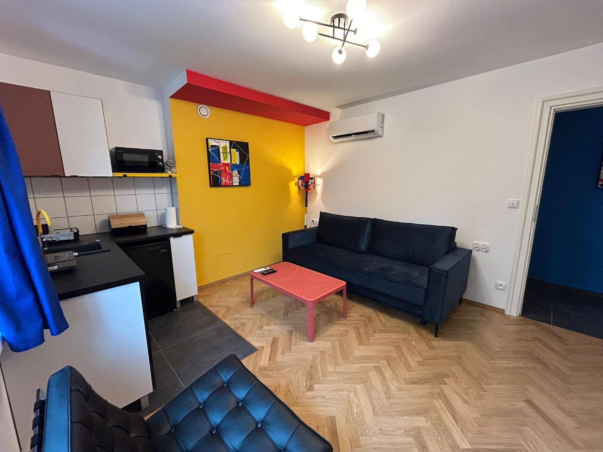 One-Bedroom Family Apartment