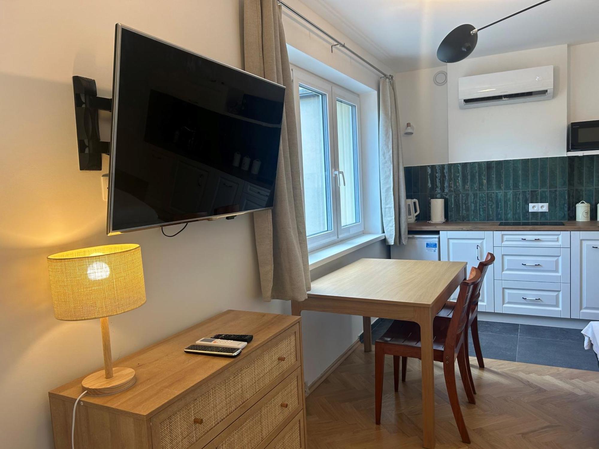 Studio Apartment