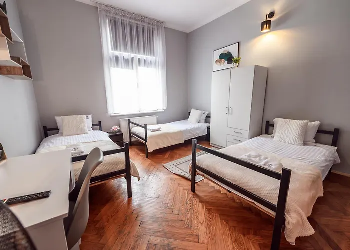 Room8 Apartments By Cracovia Prime